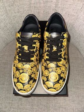 Versace Medusa Black & Gold Coin-Print Low-Top Sneakers